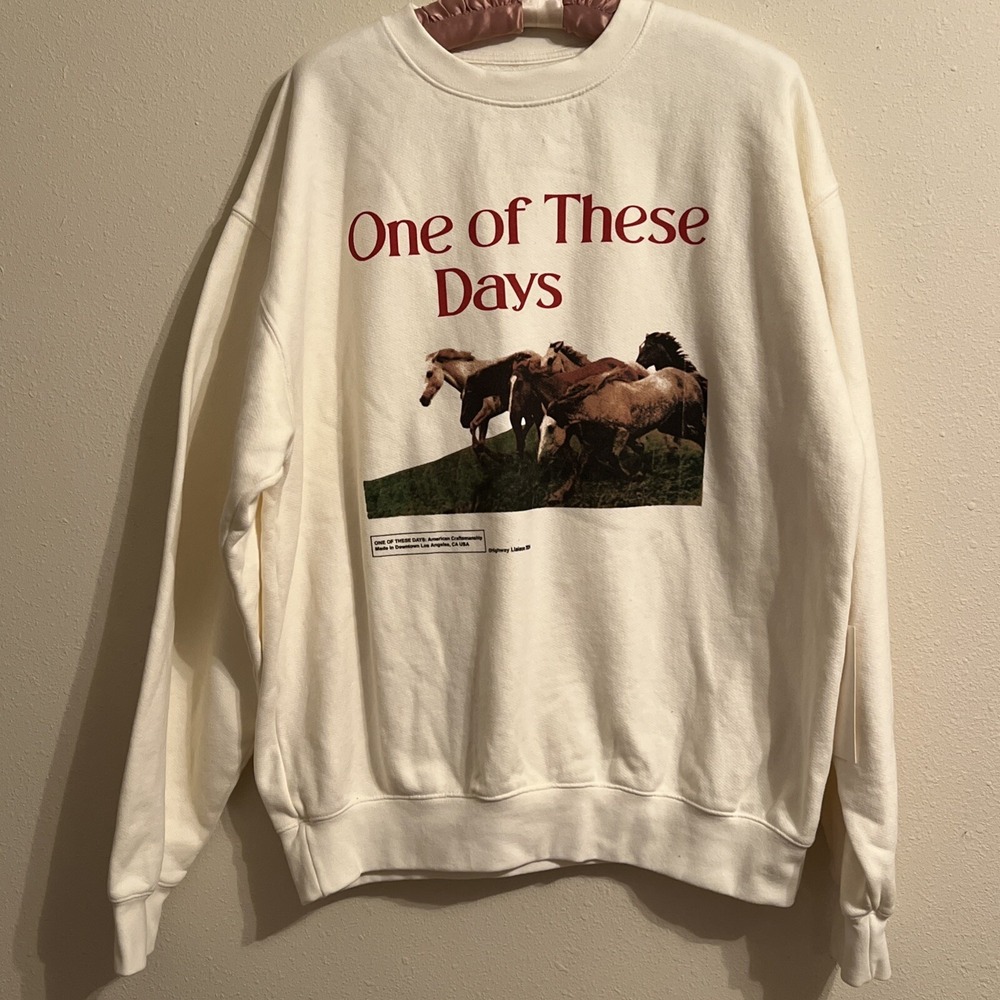 One Of These Days Running Horses Sweatshirt Men's XL  Cream 100% Cotton
